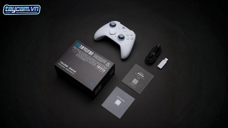 flydigi direwolf 4 tron bo hop phu kien tay cam gaming