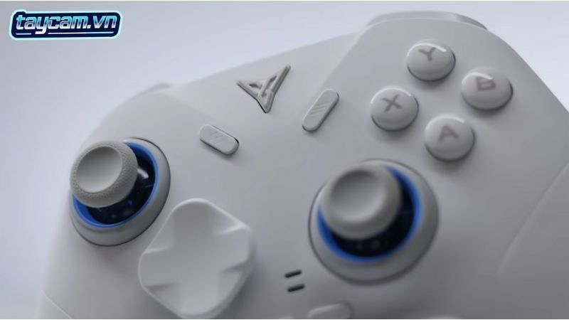 thiet ke tay cam flydigi direwolf 4 gon nhe bam tay 2